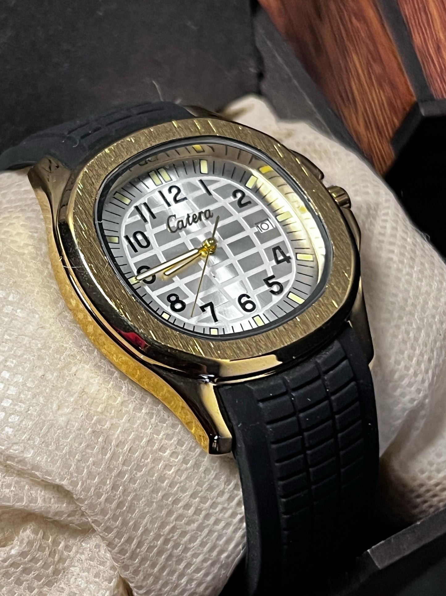 Catera Watches