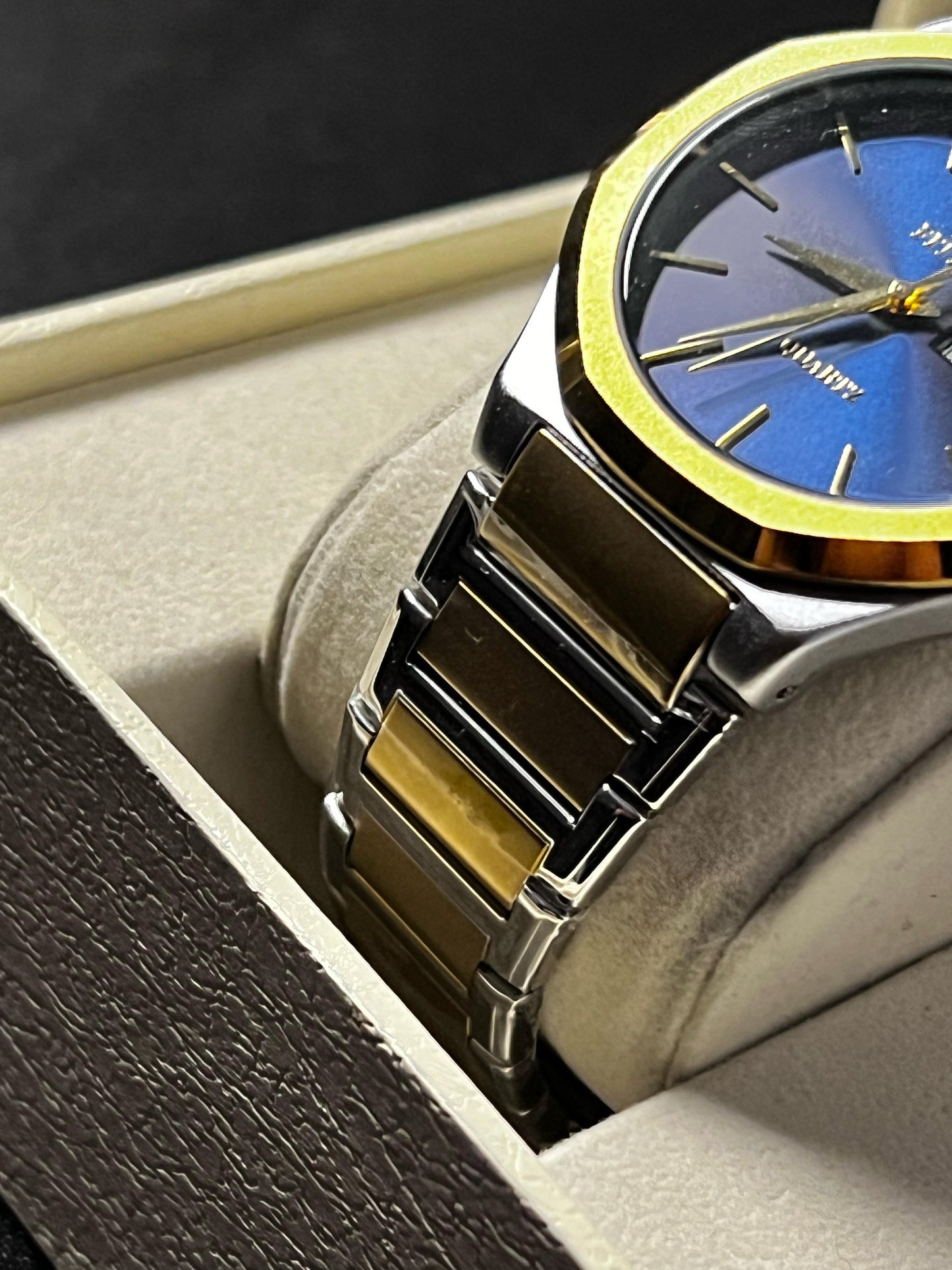 Fitron Watch