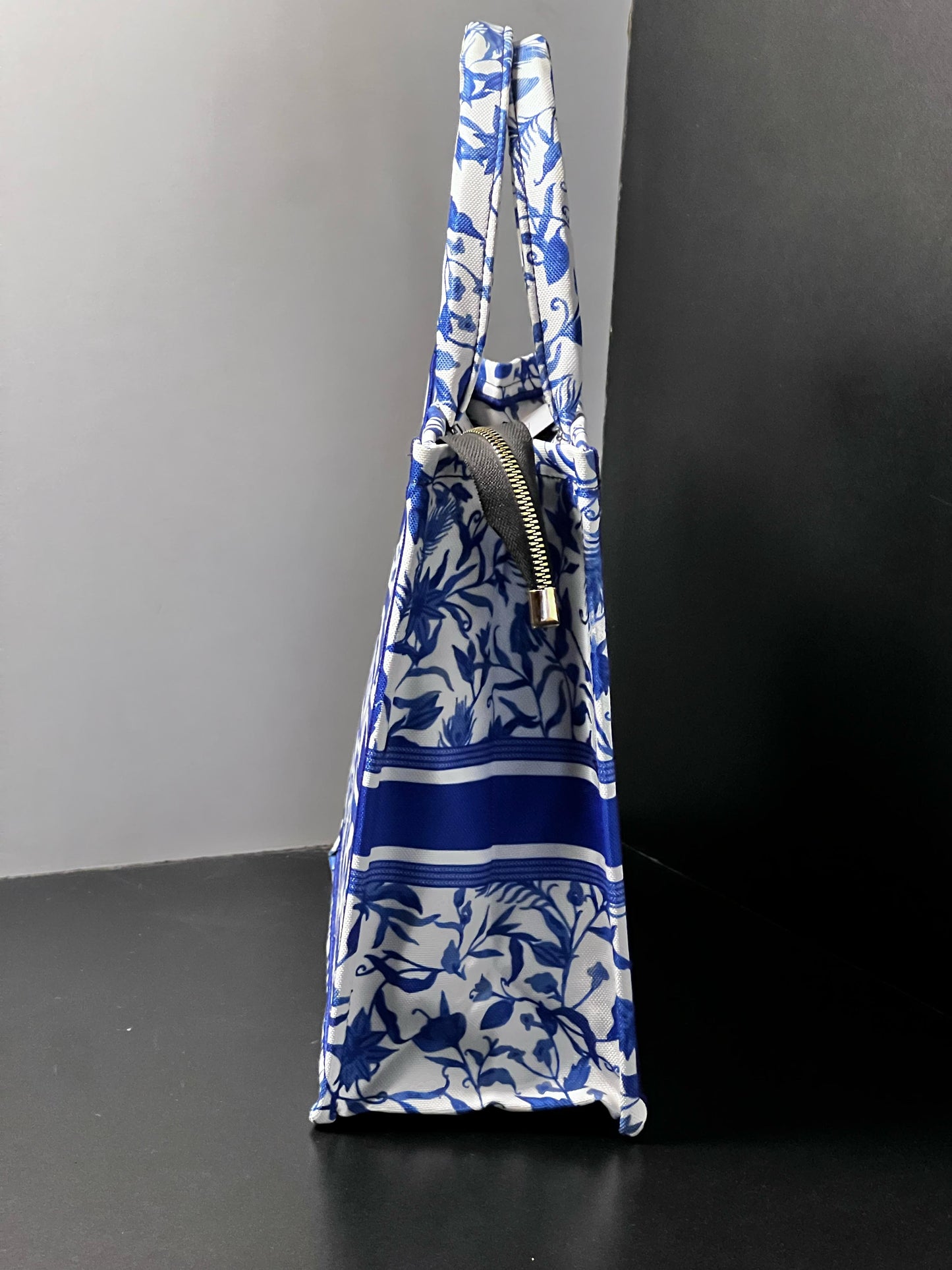 Luxury inspired Handbag