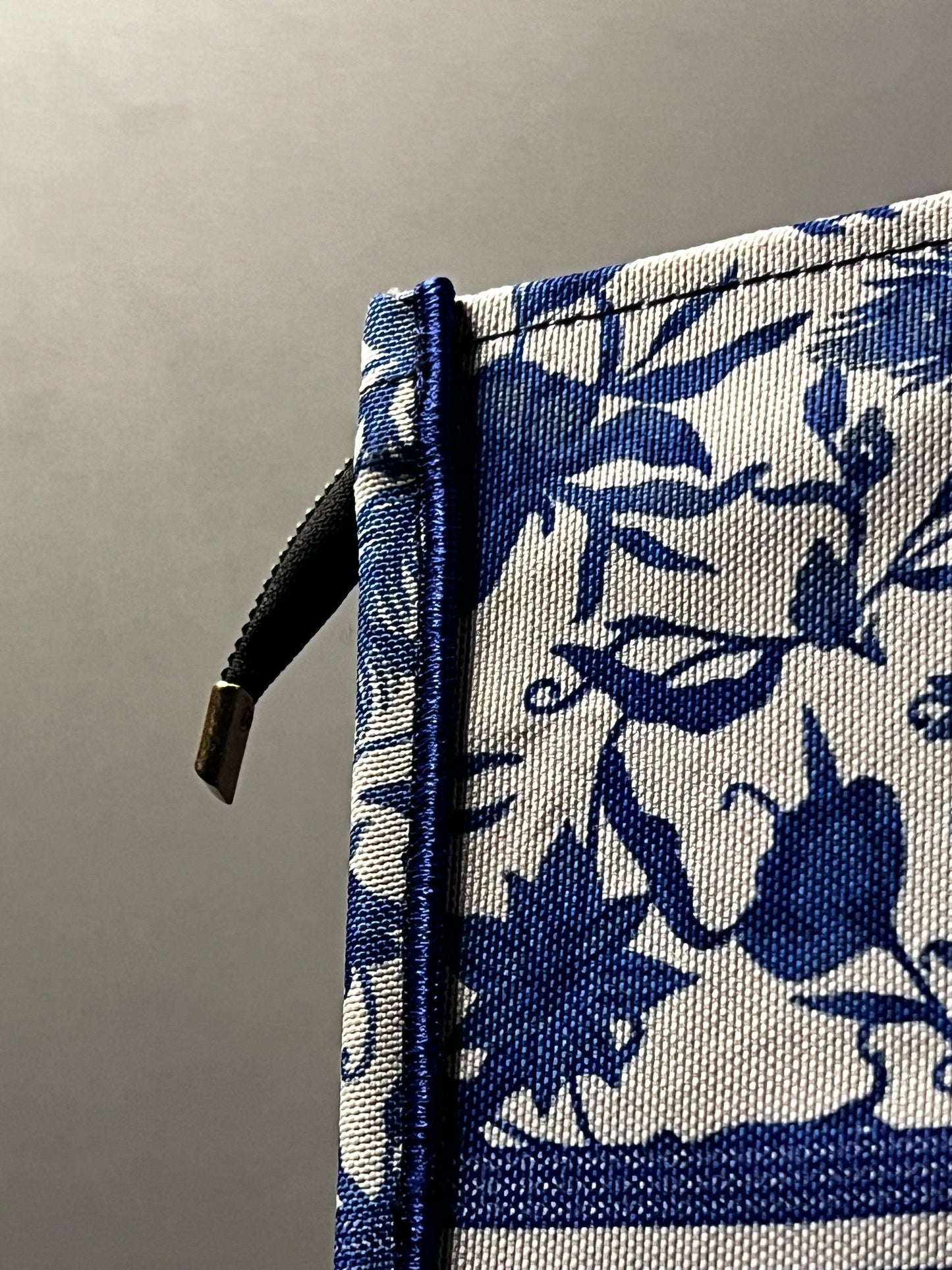 Luxury inspired Handbag