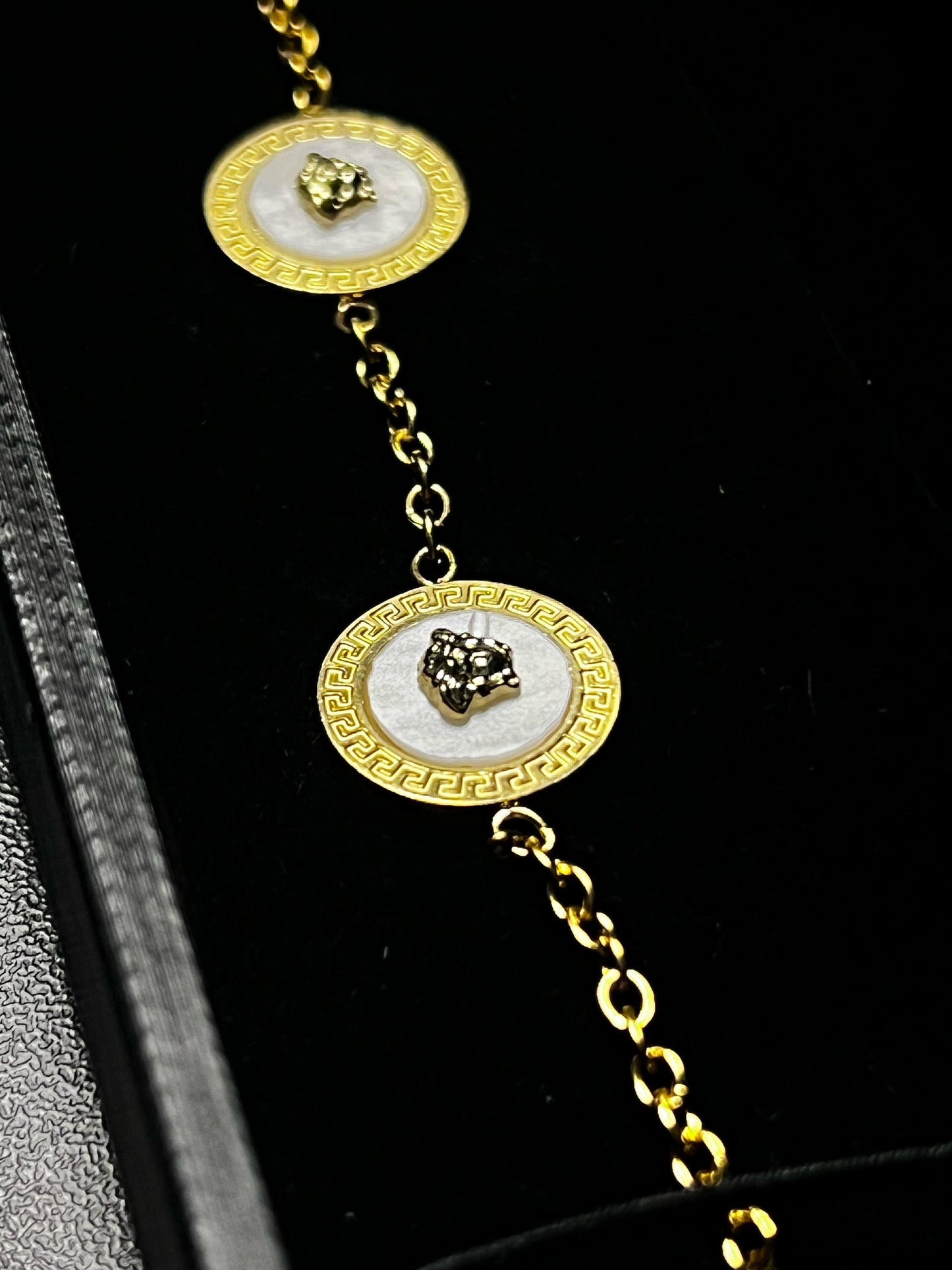 Branded Chain Bracelets Women