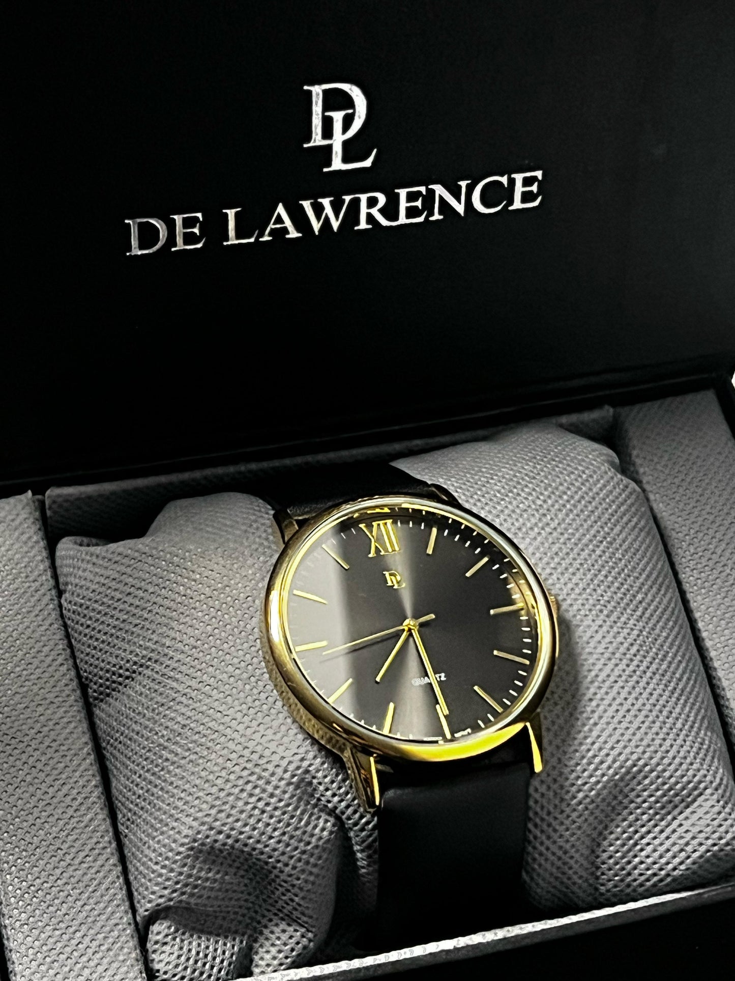 DE LAWRENCE