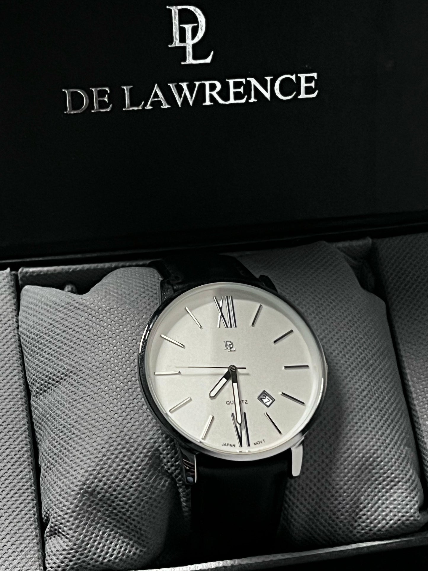 DE LAWRENCE