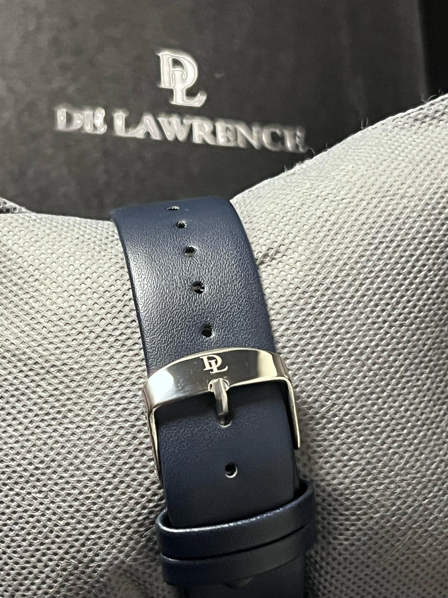 DE LAWRENCE