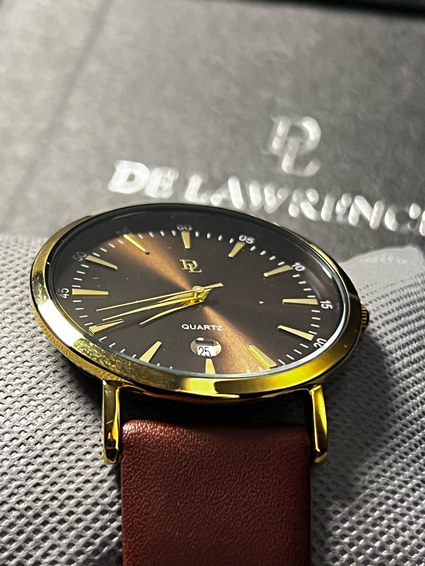 DE LAWRENCE