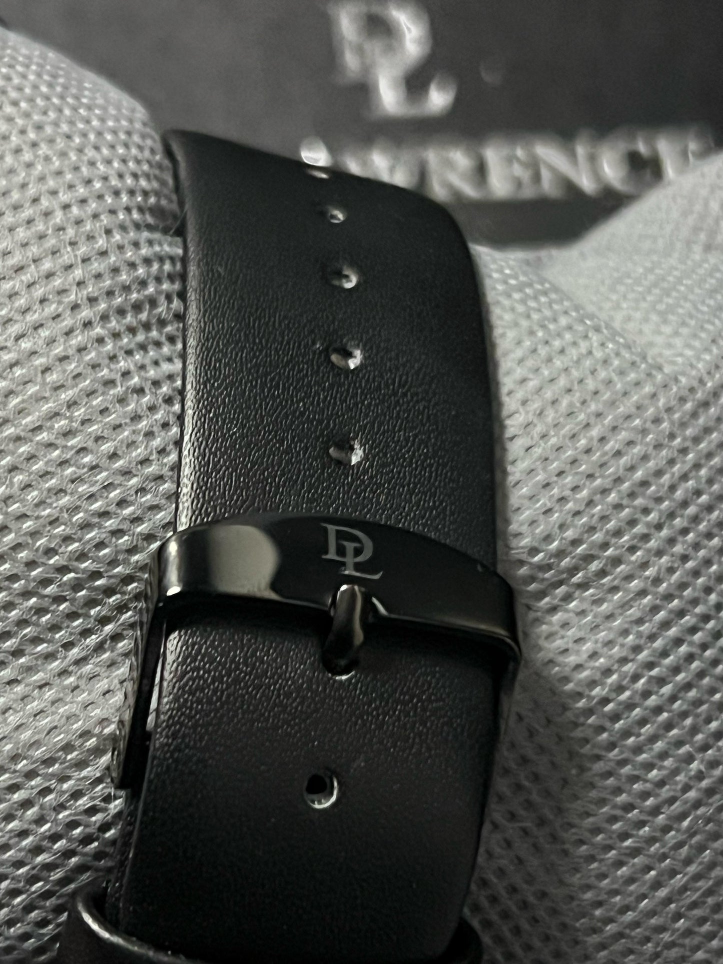 DE LAWRENCE