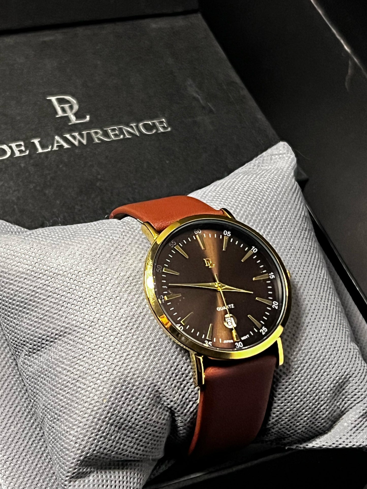 DE LAWRENCE