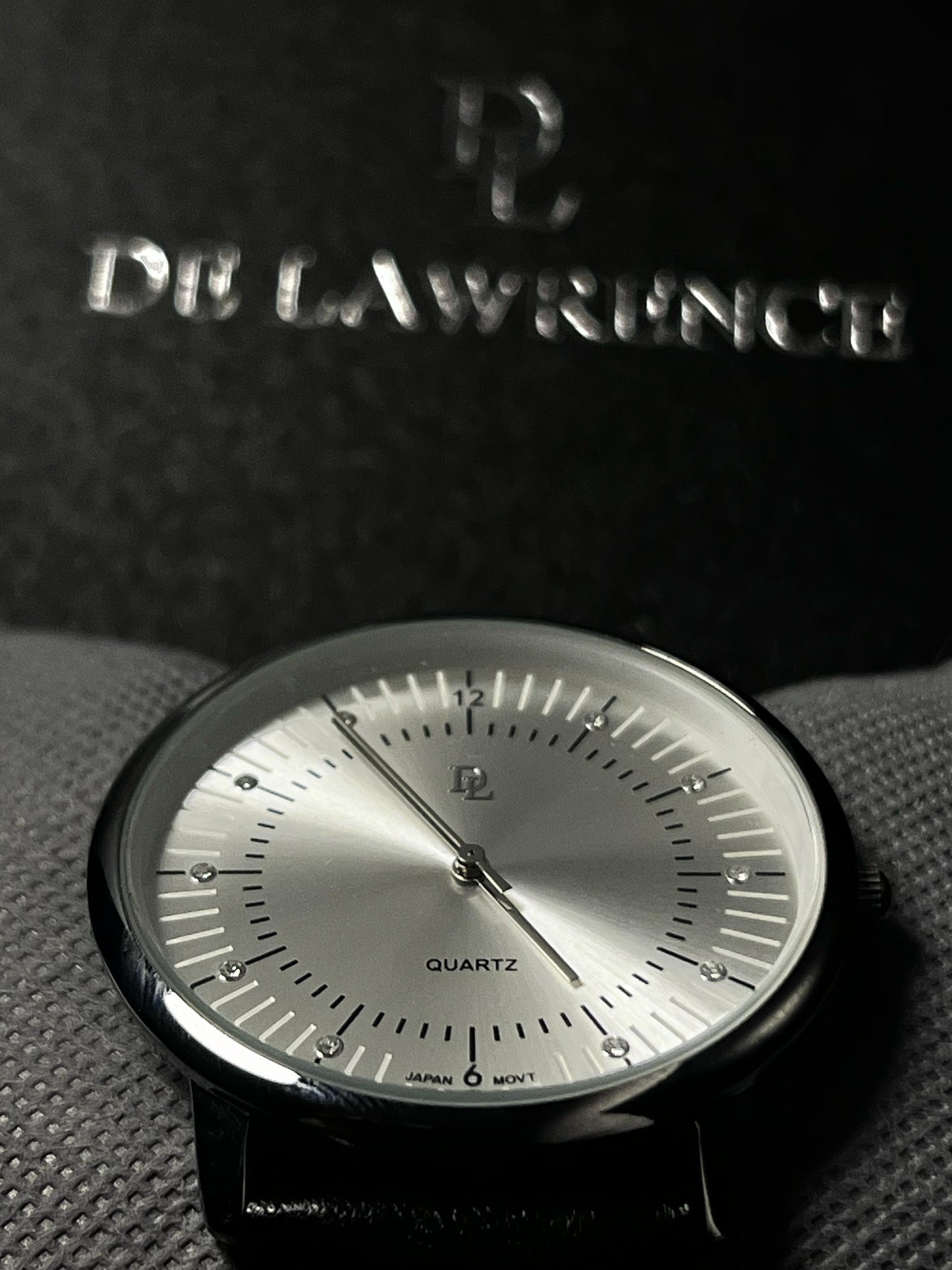 DE LAWRENCE