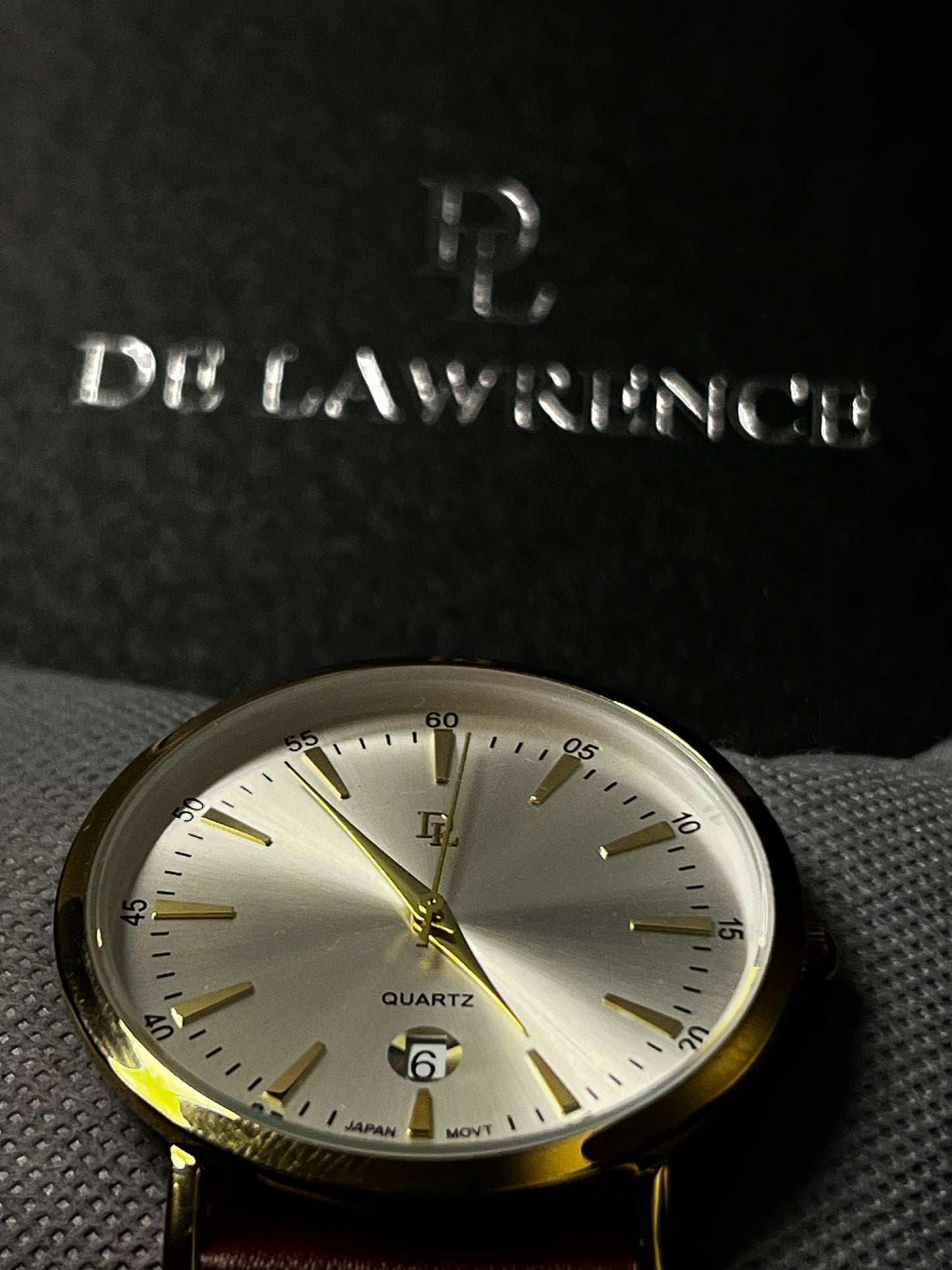 DE LAWRENCE