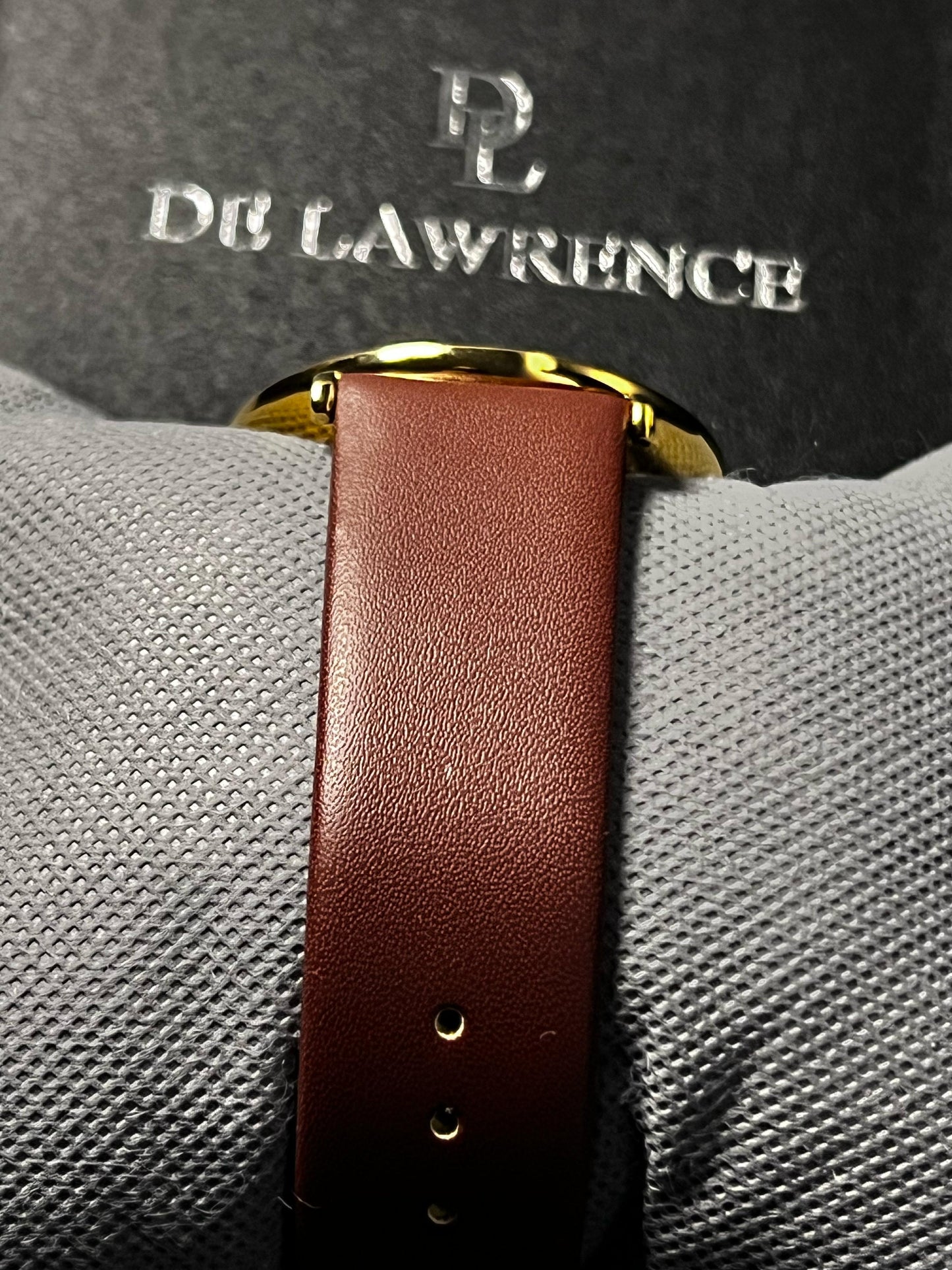 DE LAWRENCE