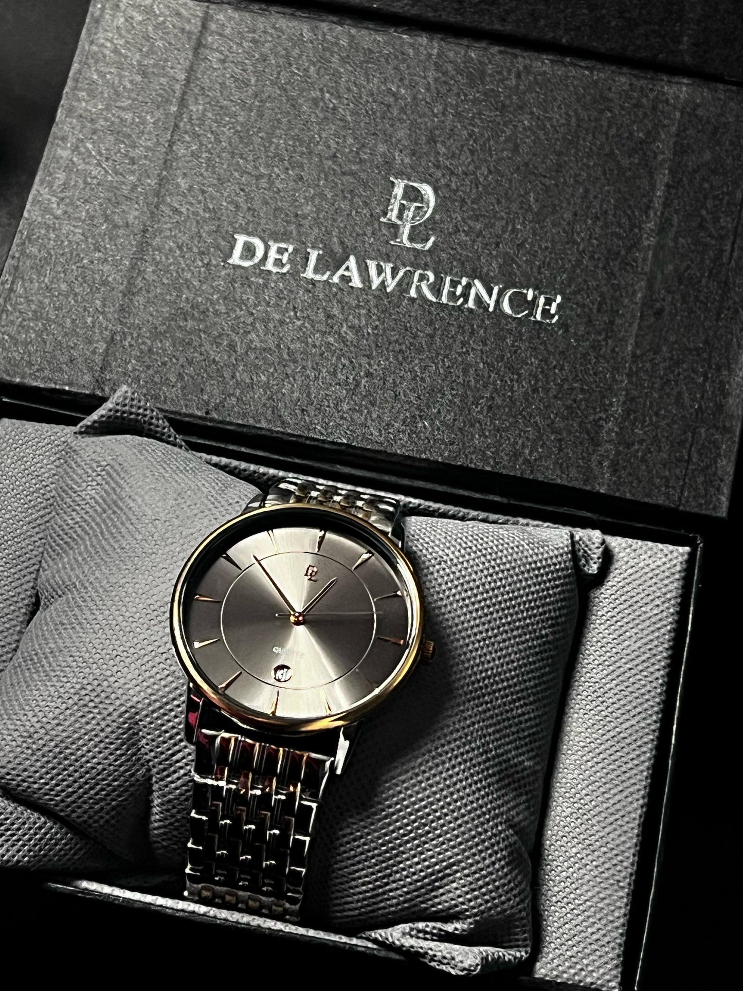DE LAWRENCE