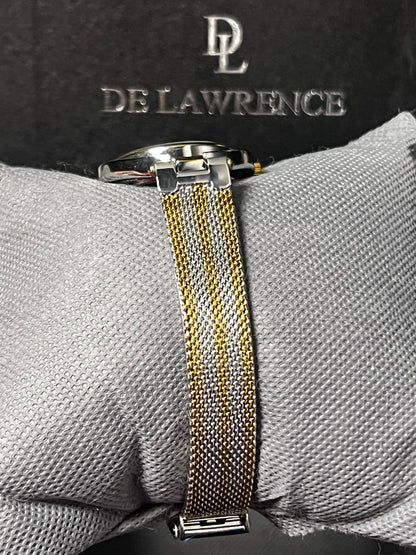 DE LAWRENCE