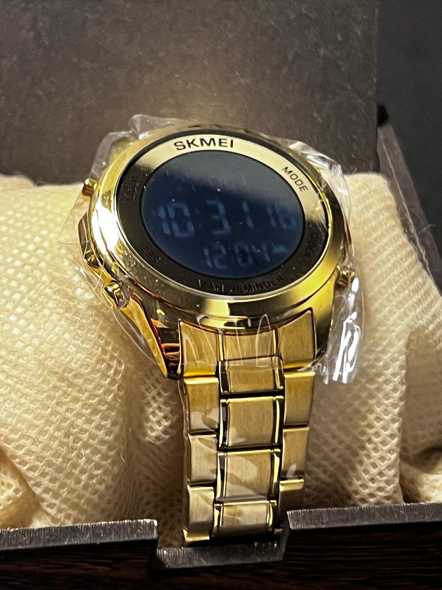 Skmei Watch