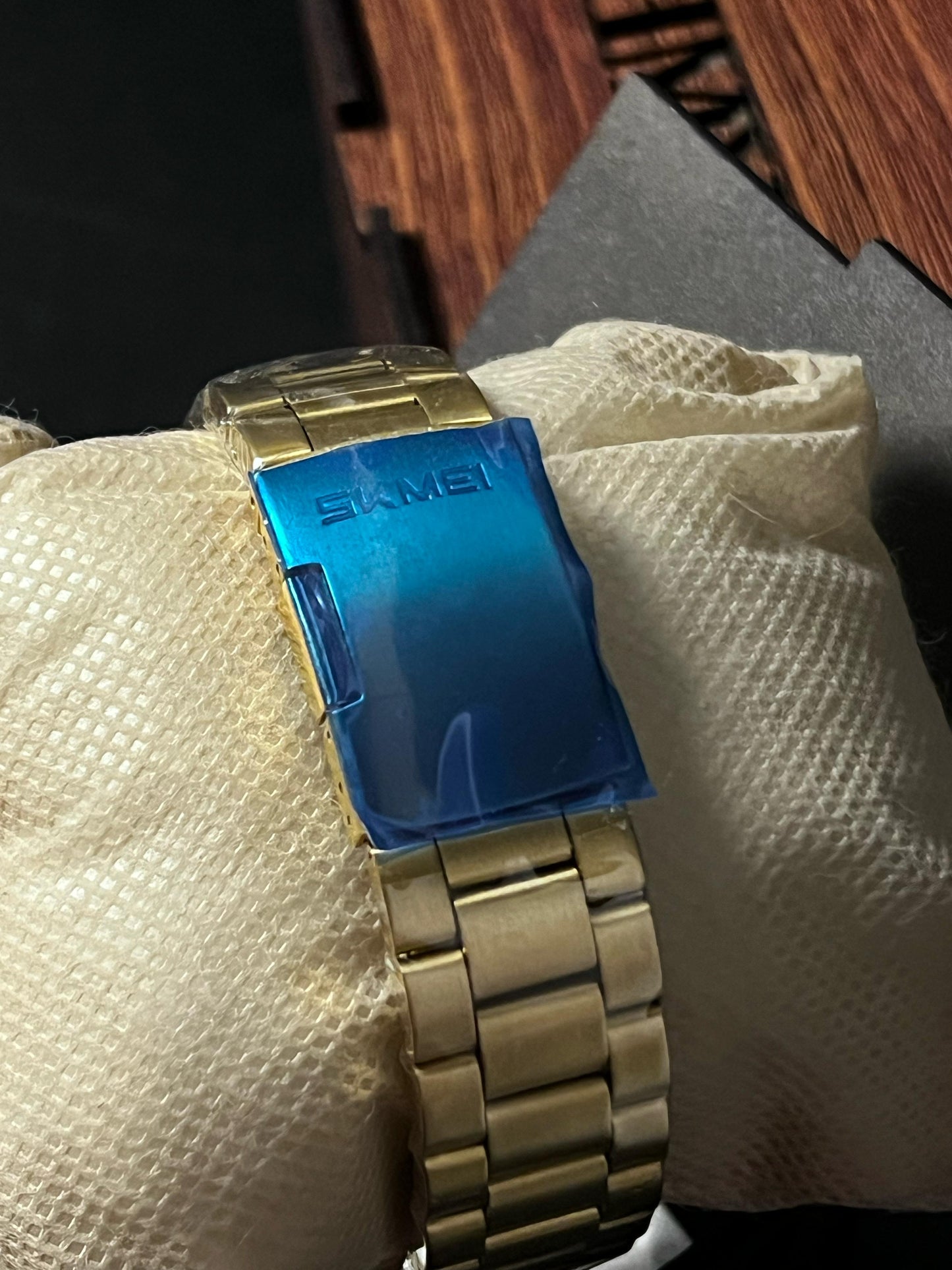 Skmei Watch