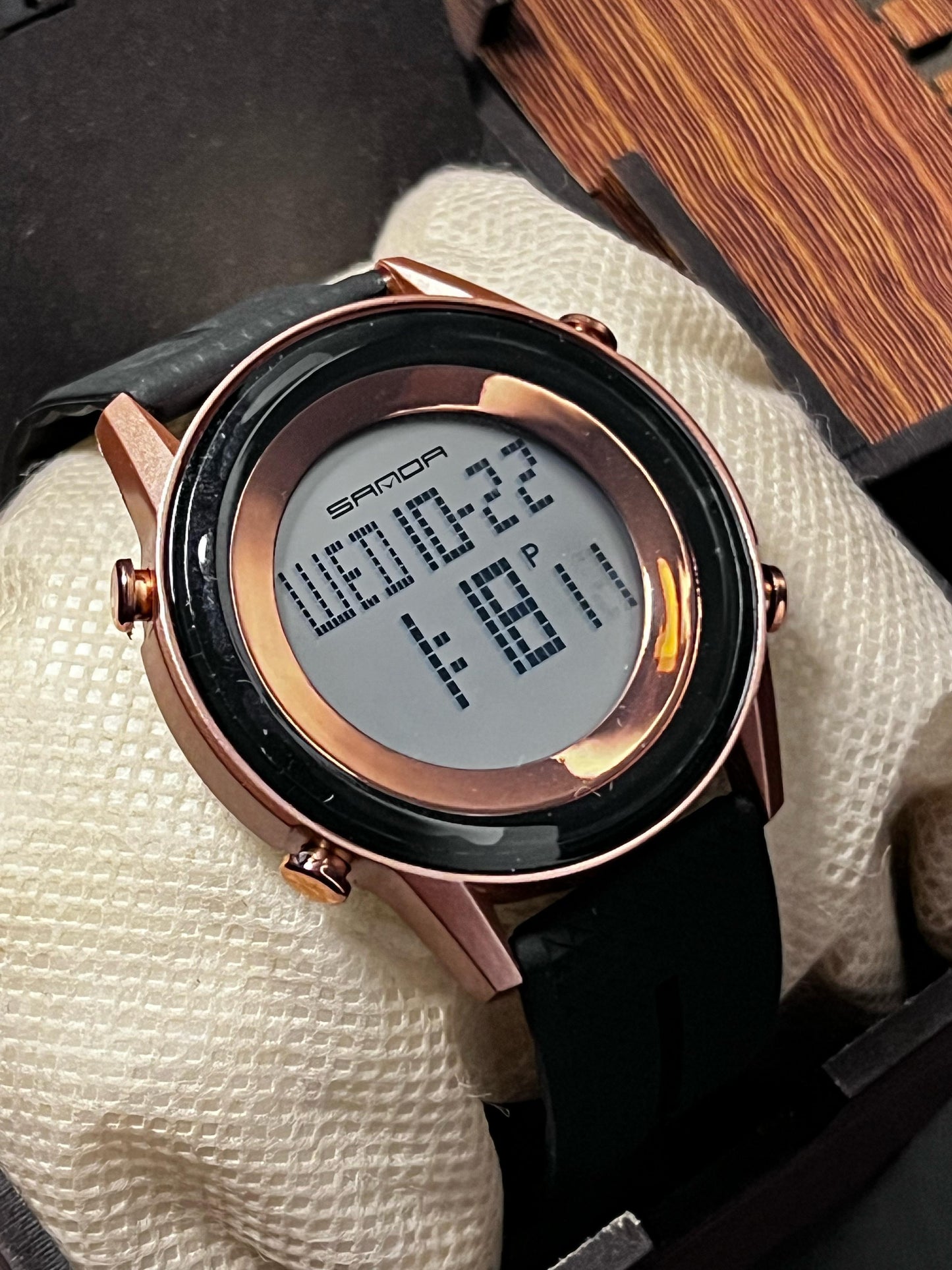 Skmei Watch