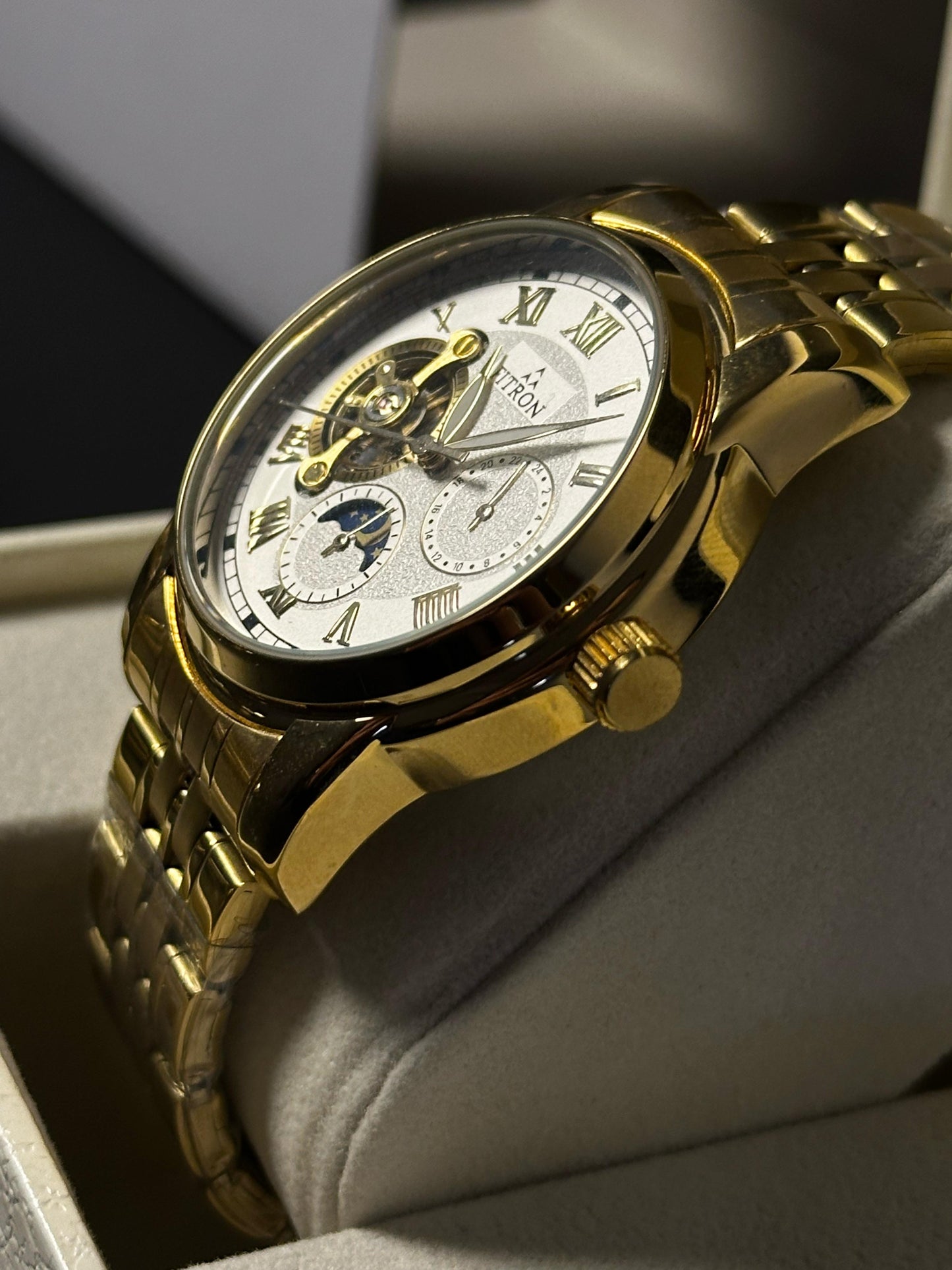 Fitron Watch