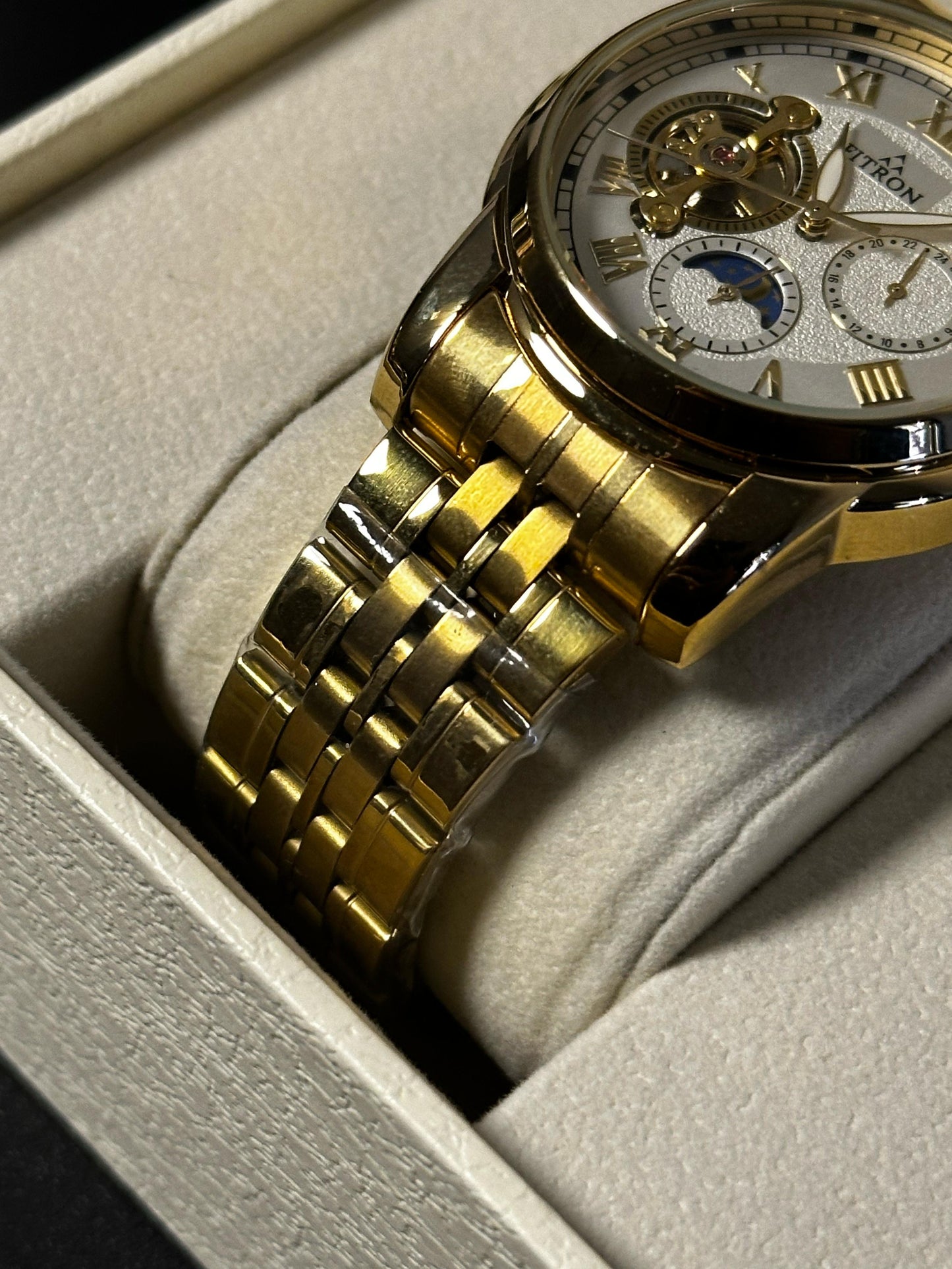 Fitron Watch