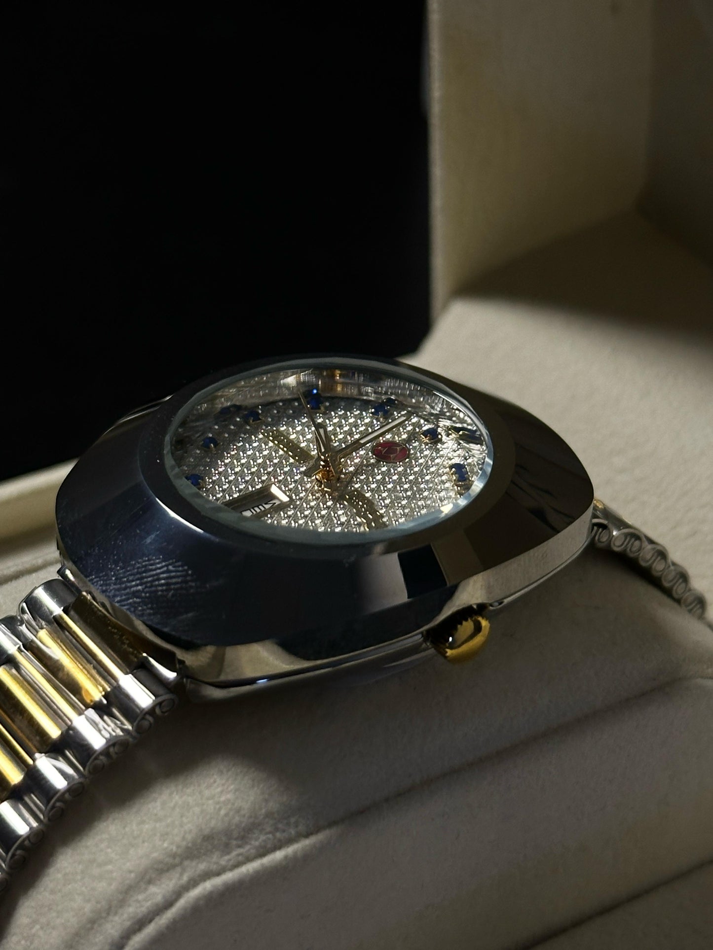 Fitron Watch