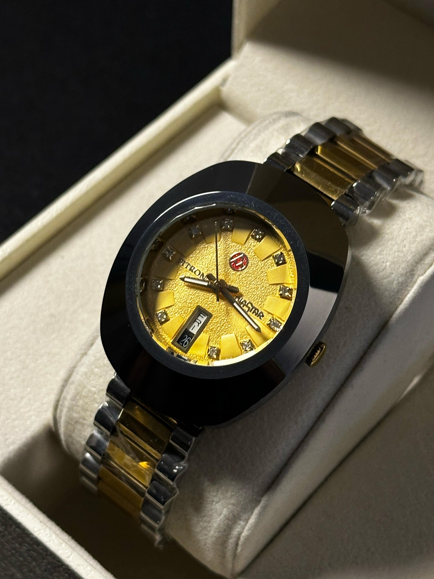 Fitron Watch