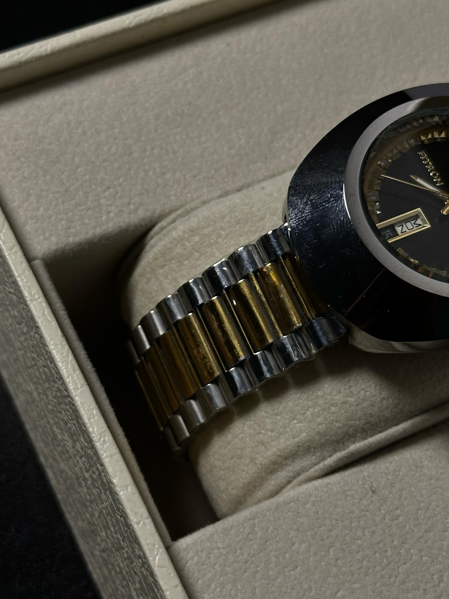 Fitron Watch