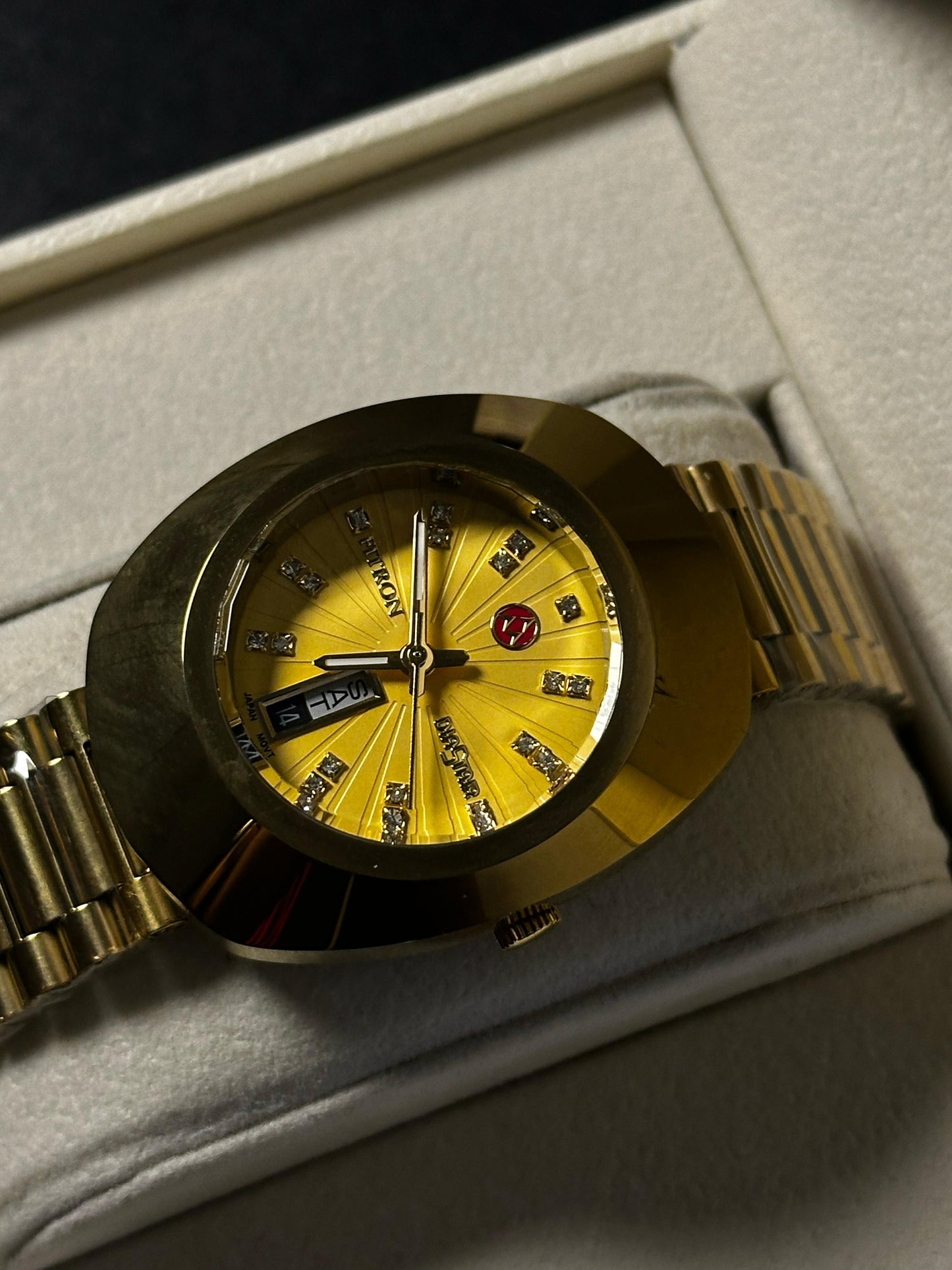 Fitron Watch