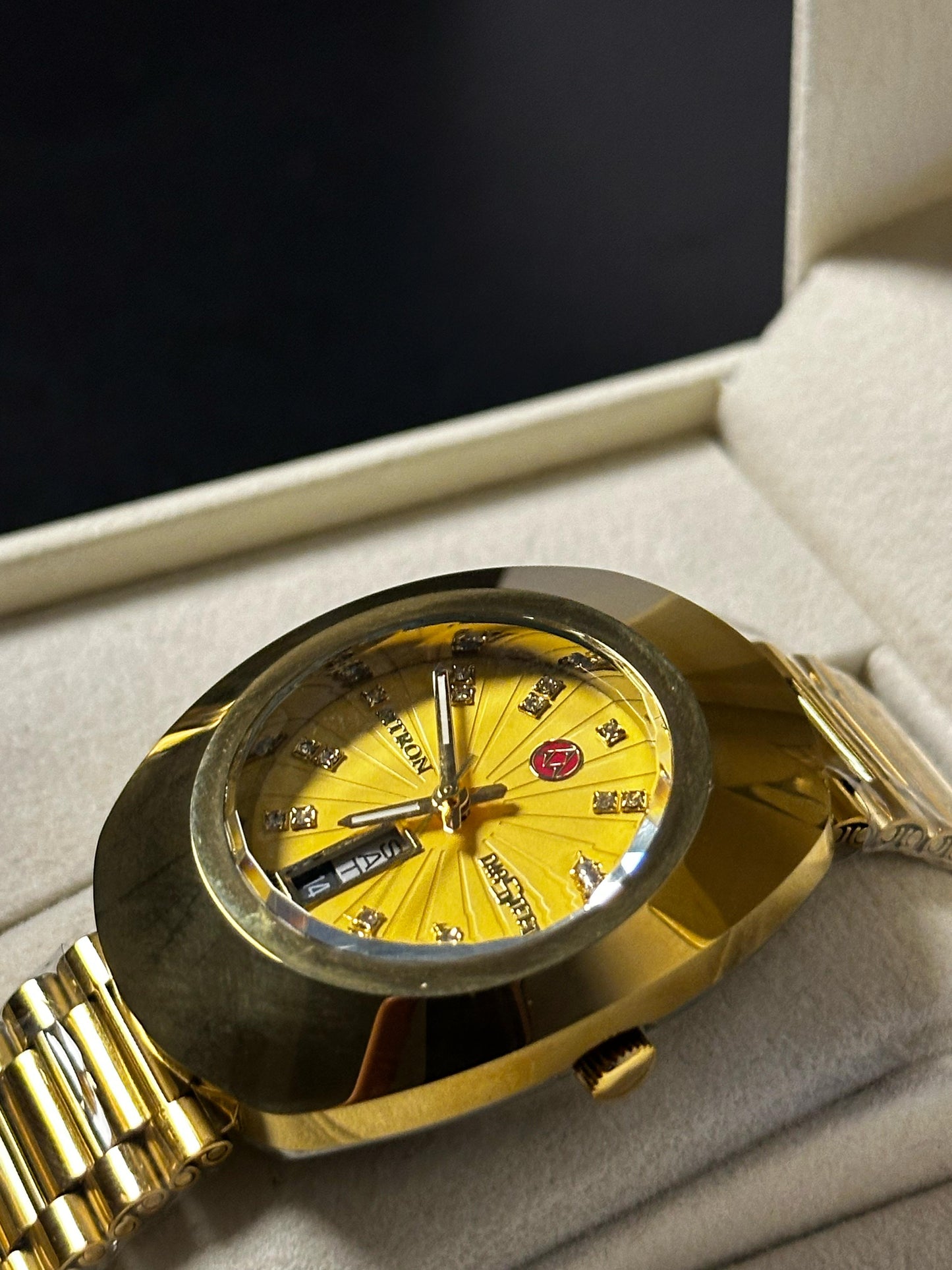 Fitron Watch
