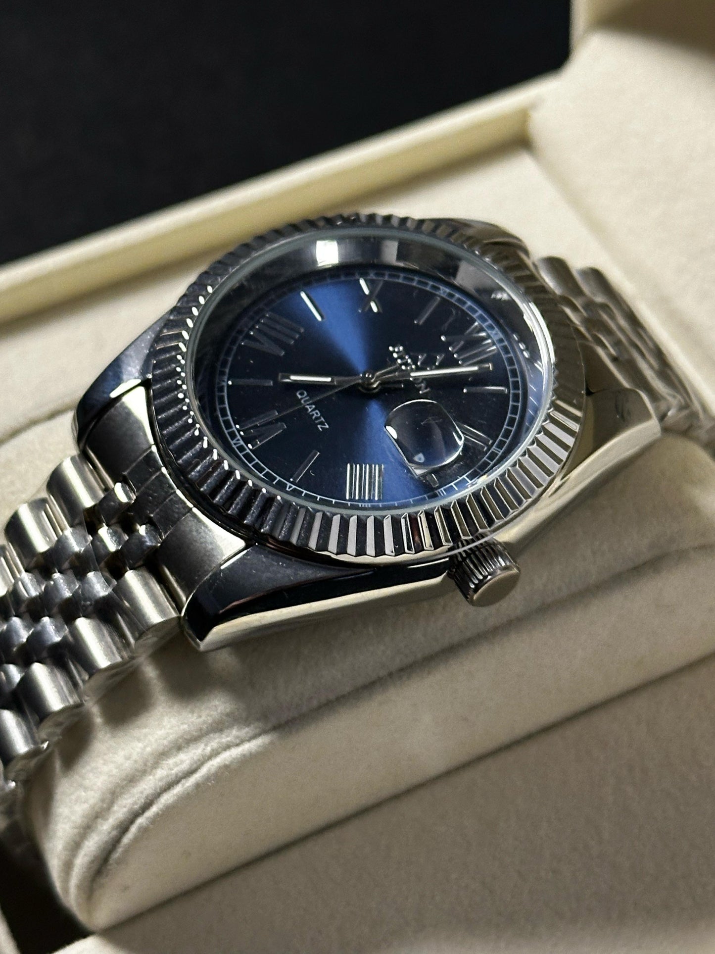 Fitron Watch