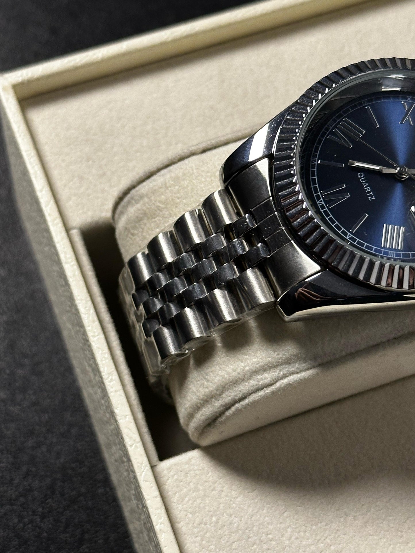 Fitron Watch