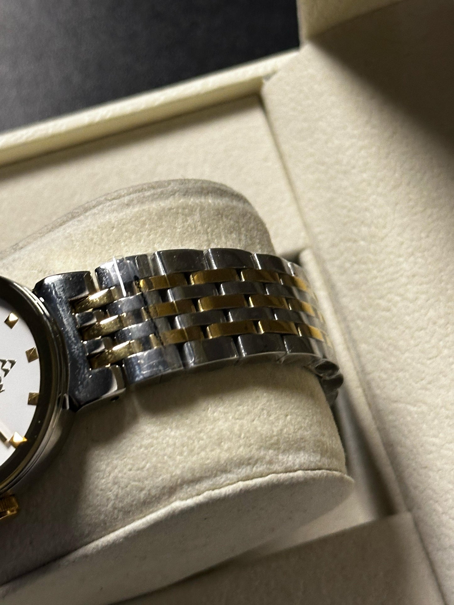 Fitron Watch