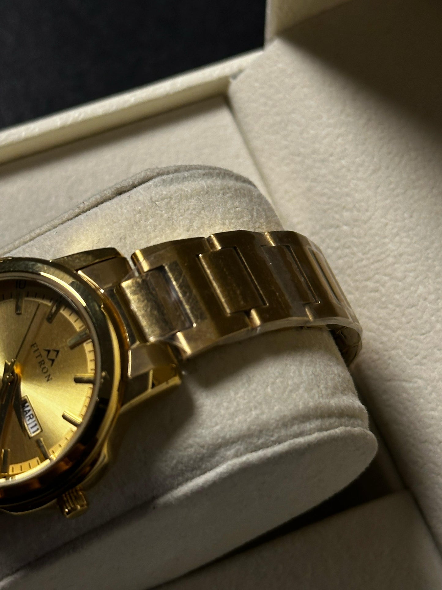 Fitron Watch