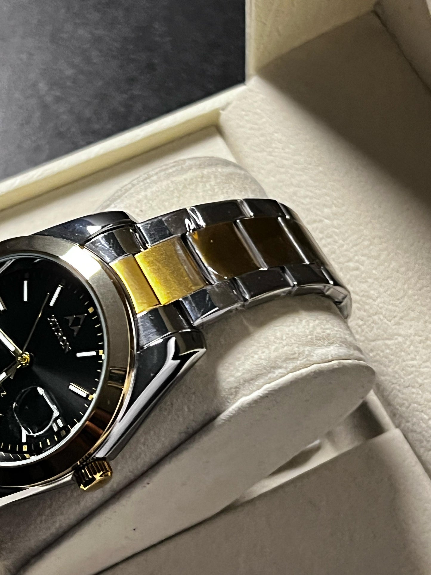 Fitron Watch