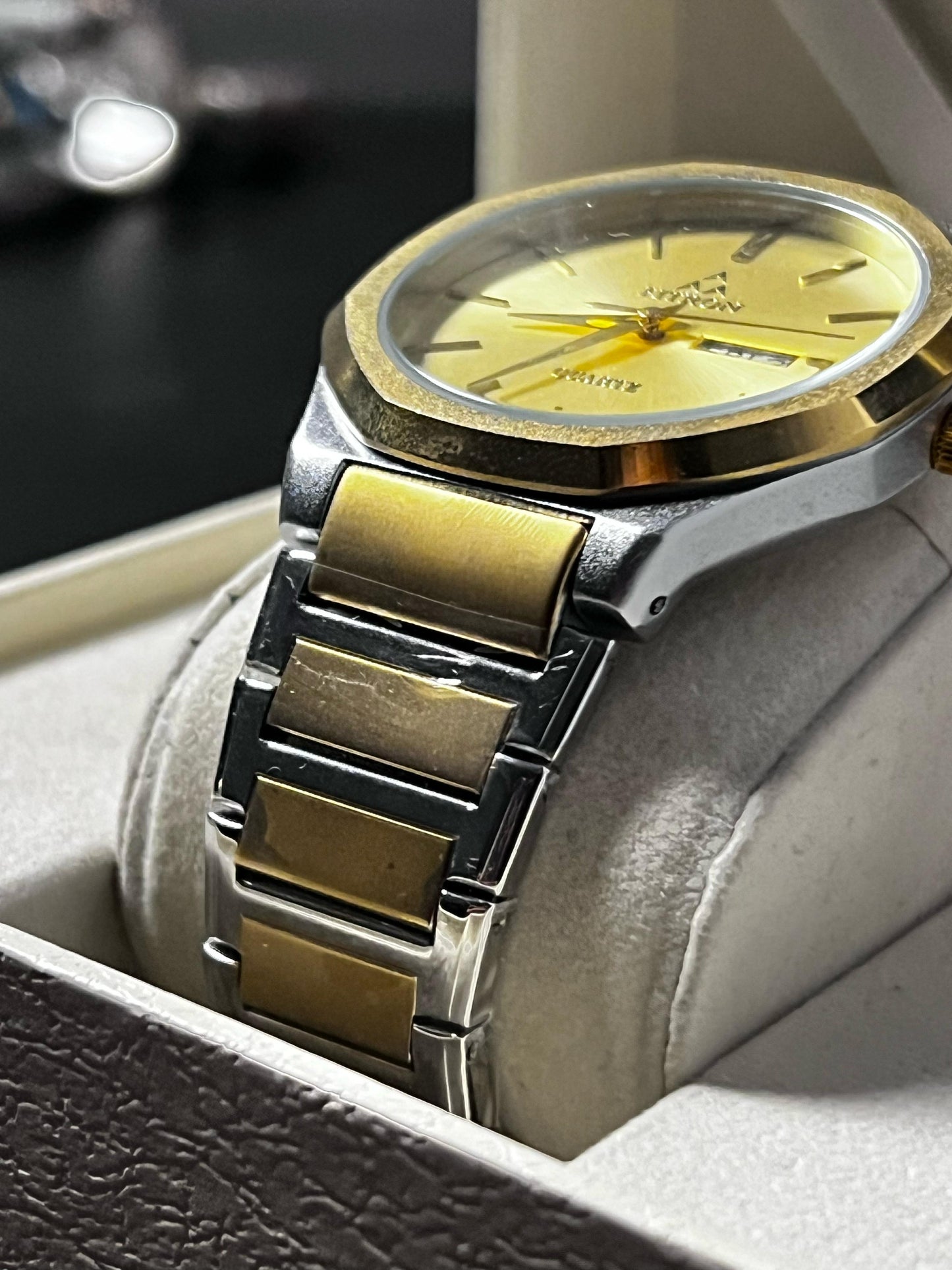 Fitron Watch