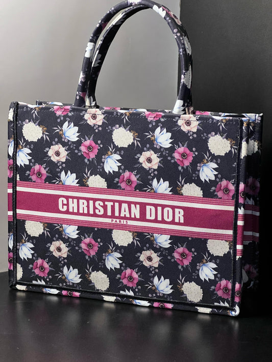 Luxury inspired Handbag
