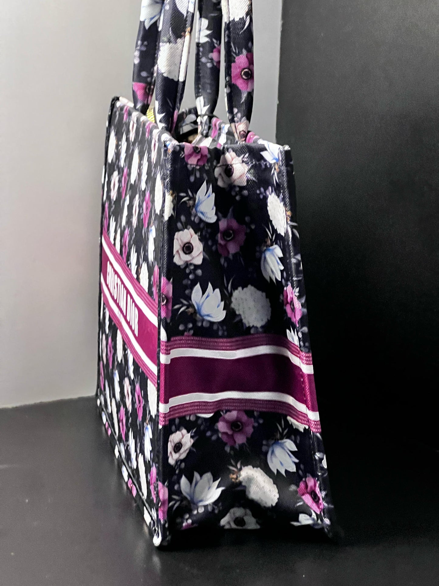 Luxury inspired Handbag