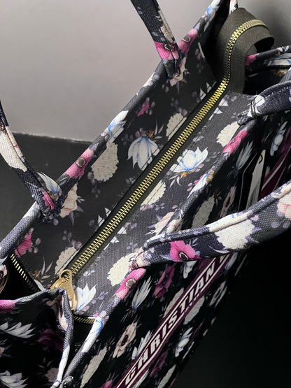 Luxury inspired Handbag
