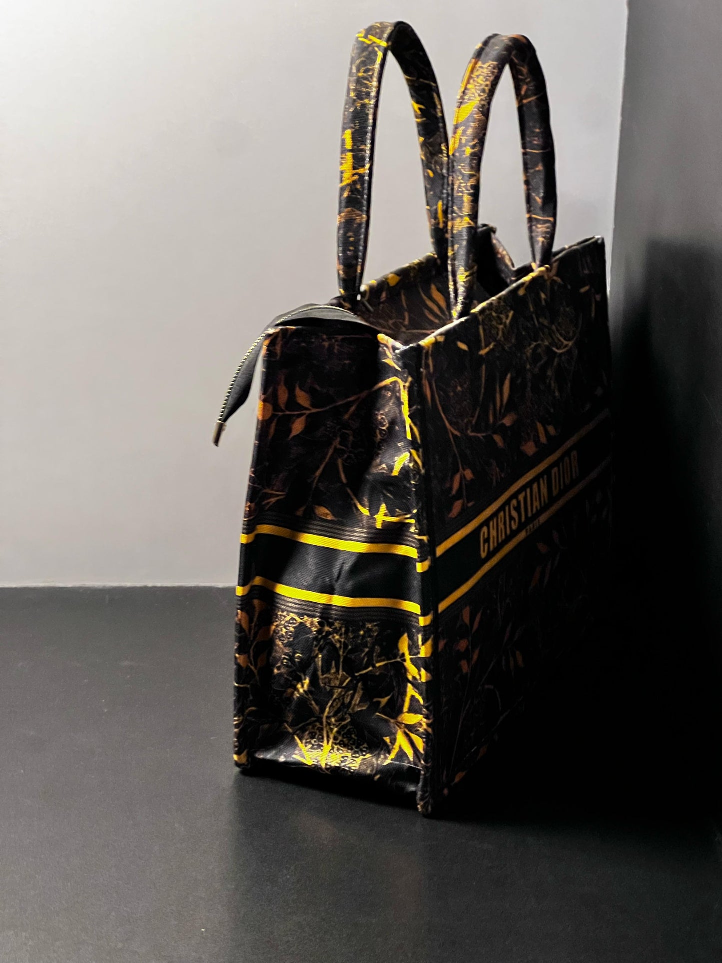 Luxury inspired Handbag