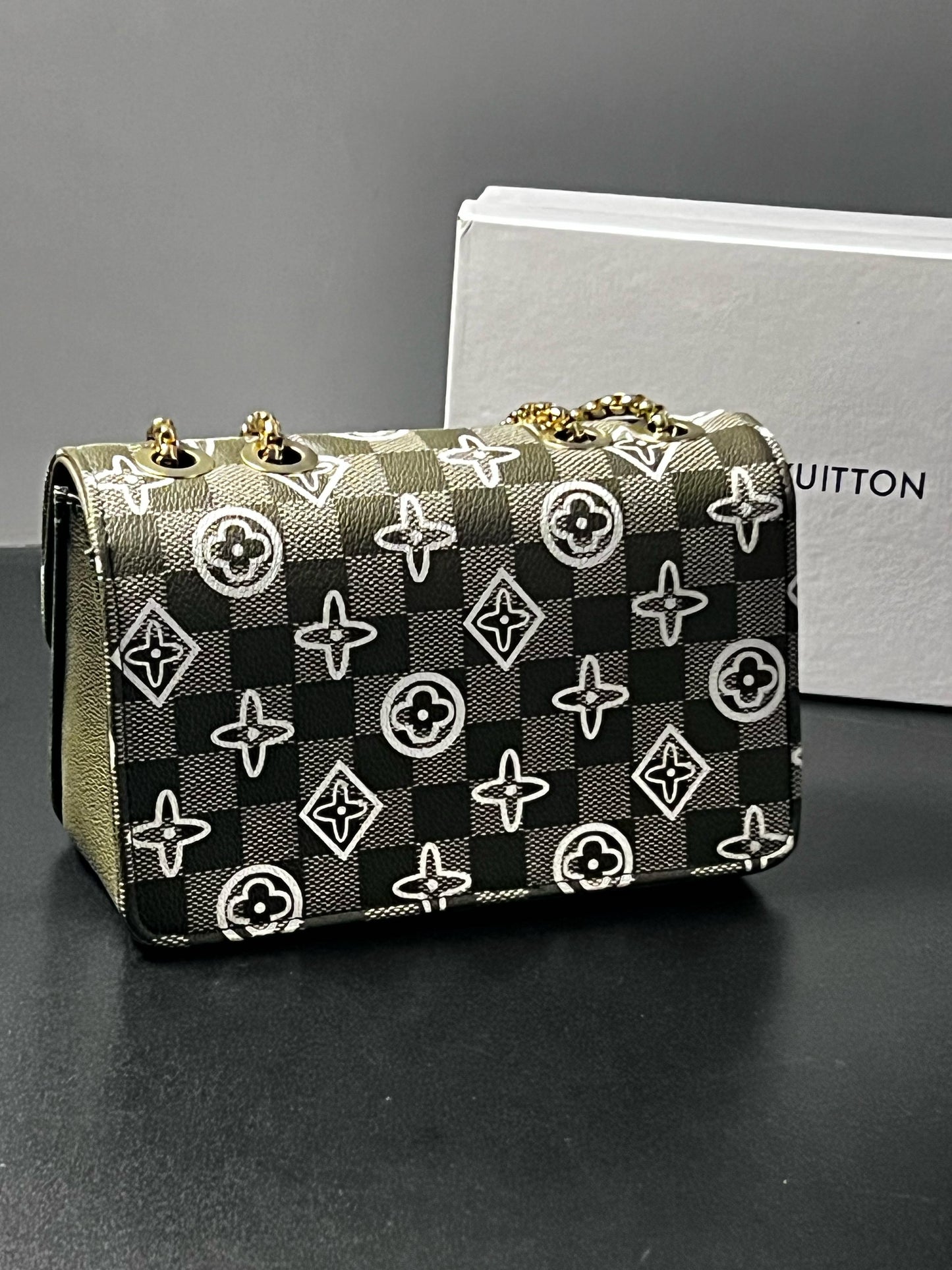 Luxury inspired Handbag