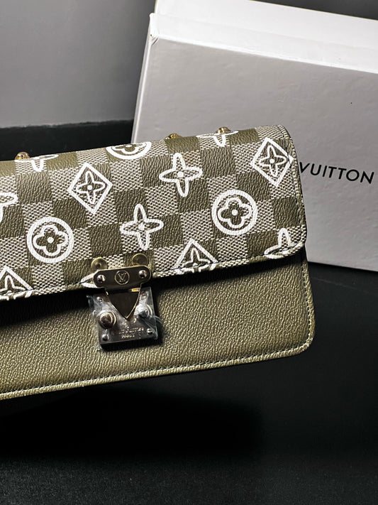 Luxury inspired Handbag