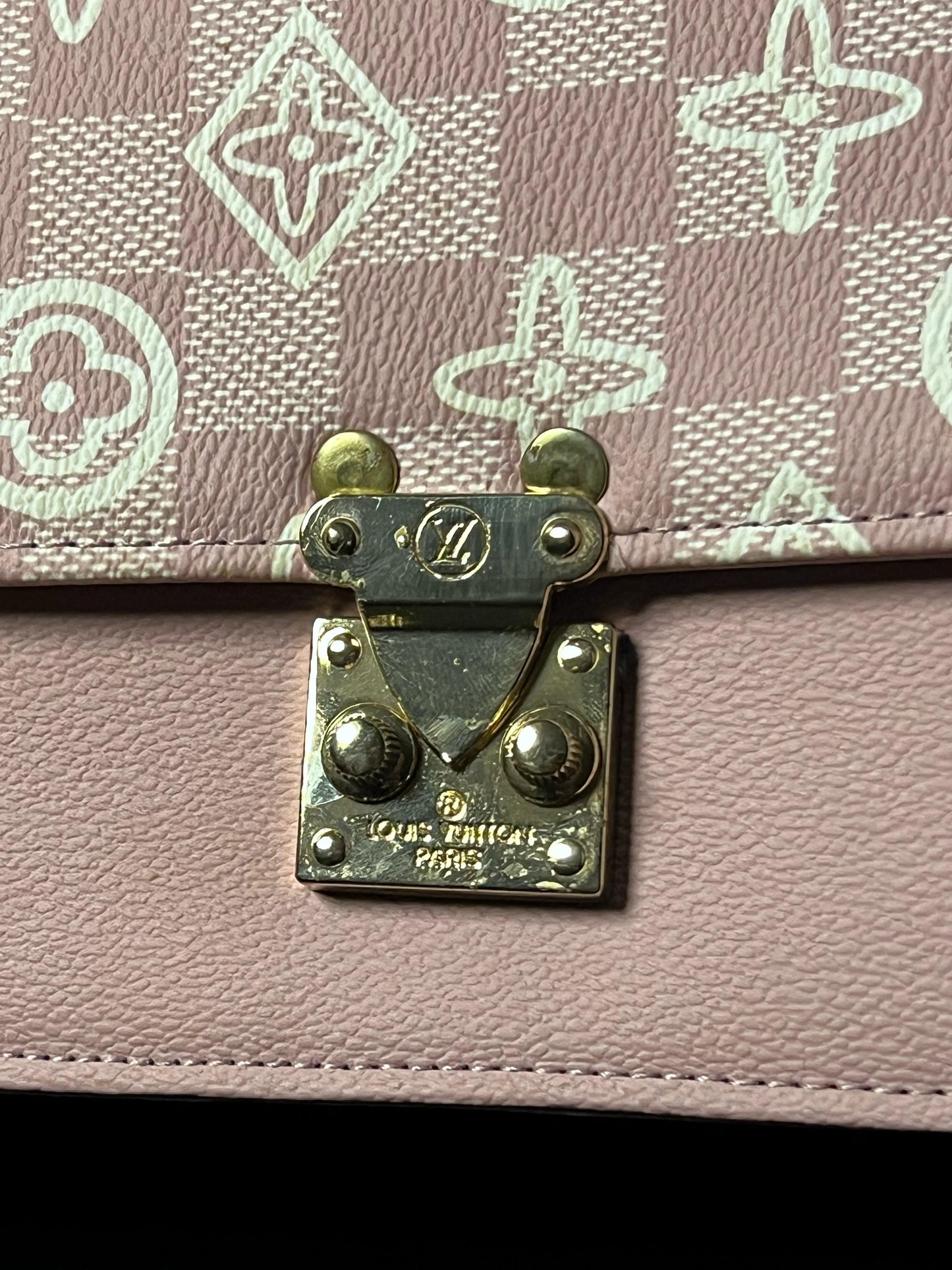 Luxury inspired Handbag