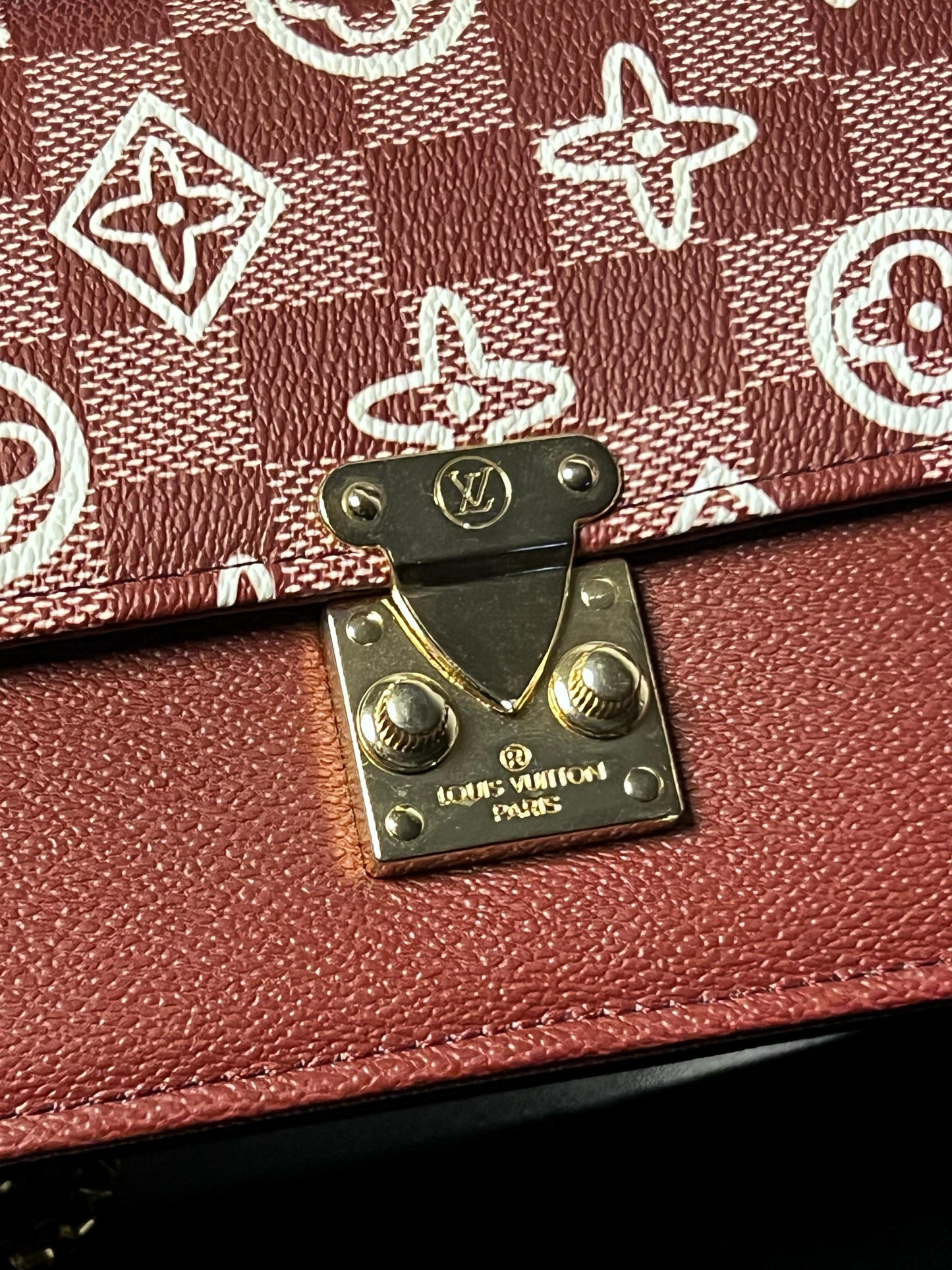 Luxury inspired Handbag