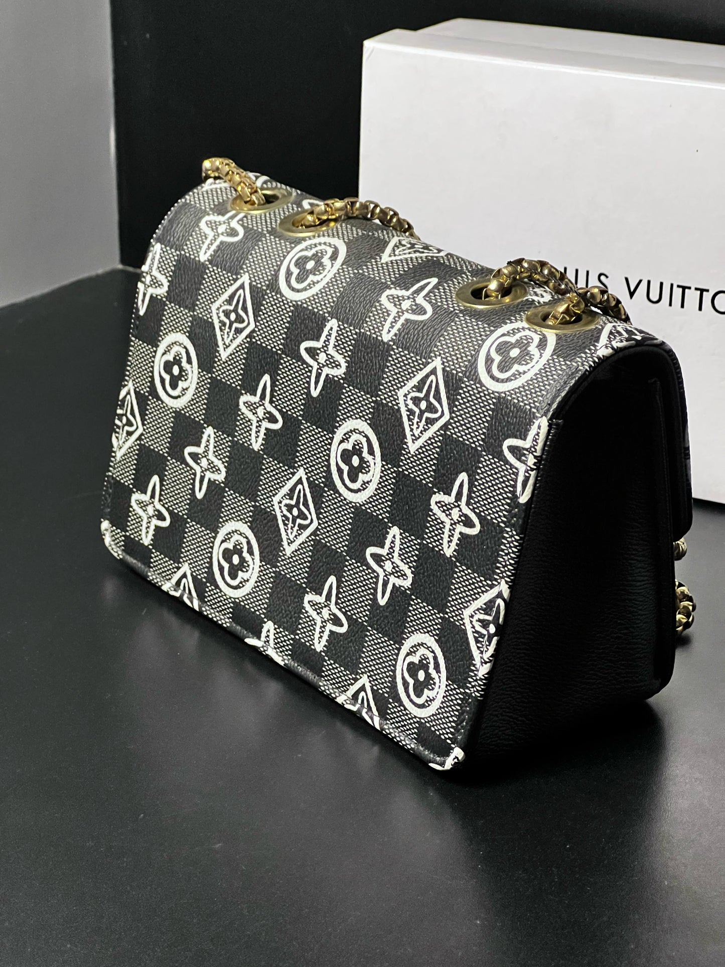 Luxury inspired Handbag