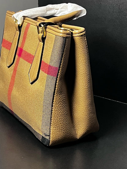 Luxury inspired HandBag