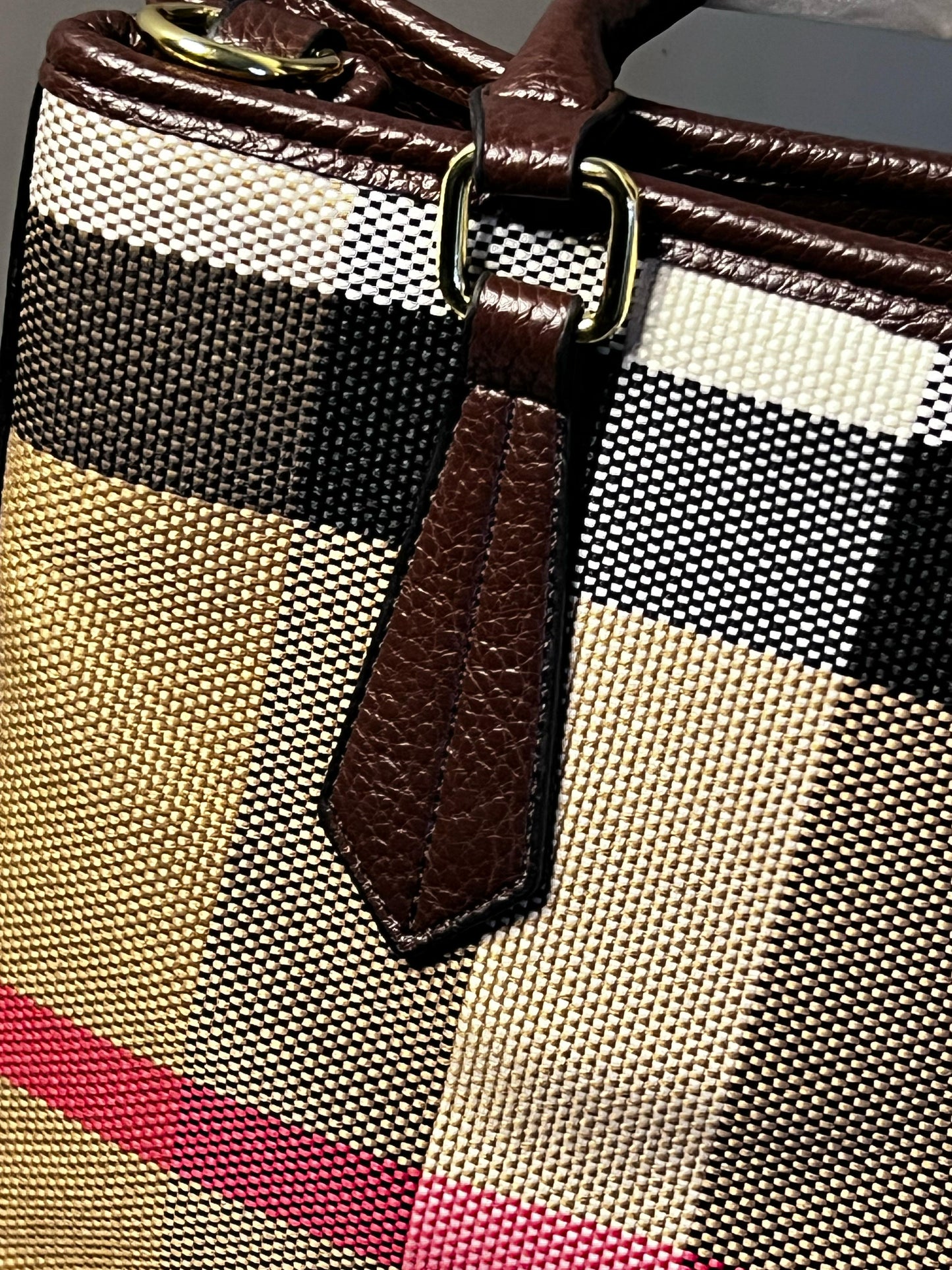 Luxury inspired HandBag