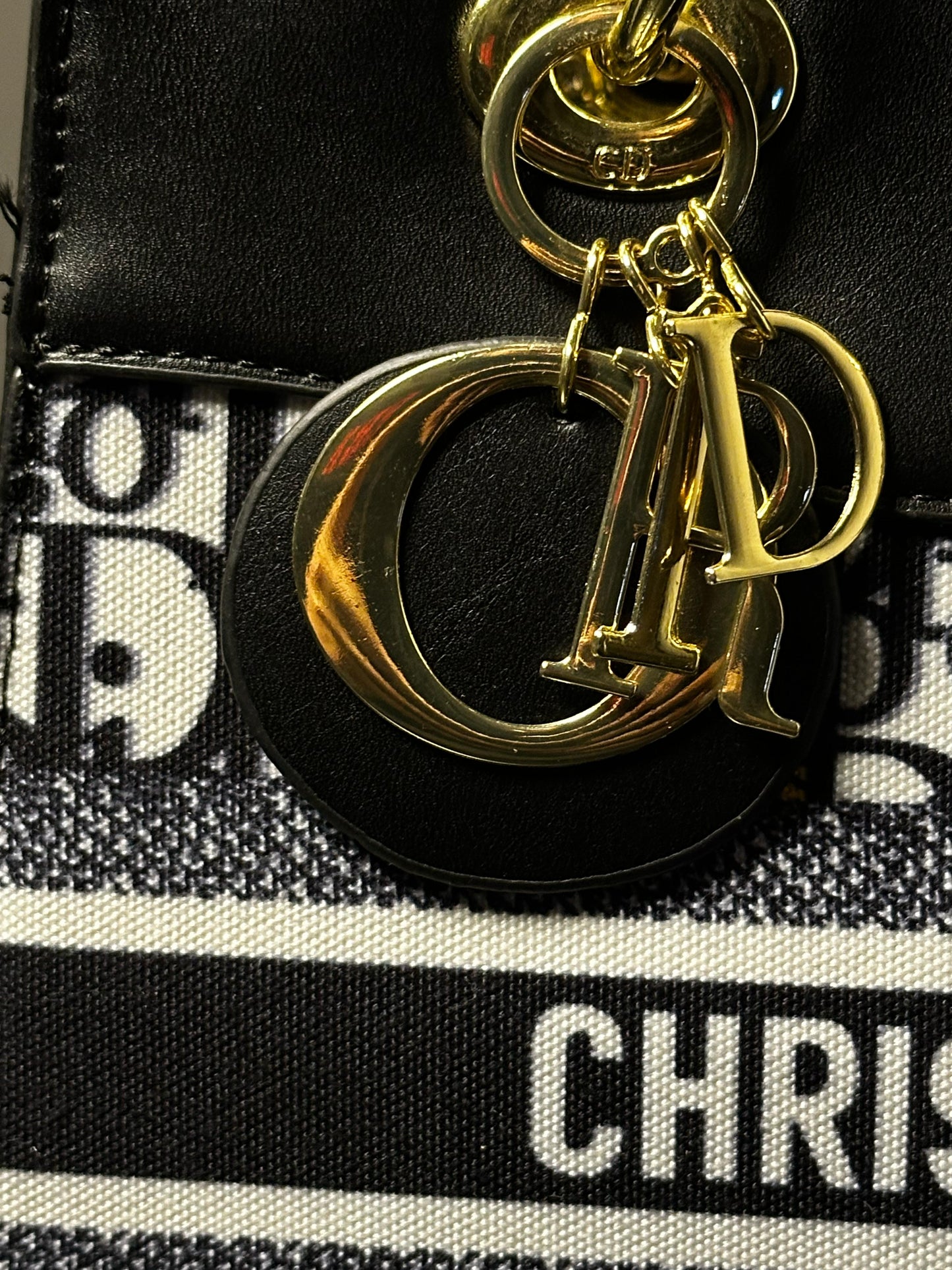 Luxury inspired Handbag