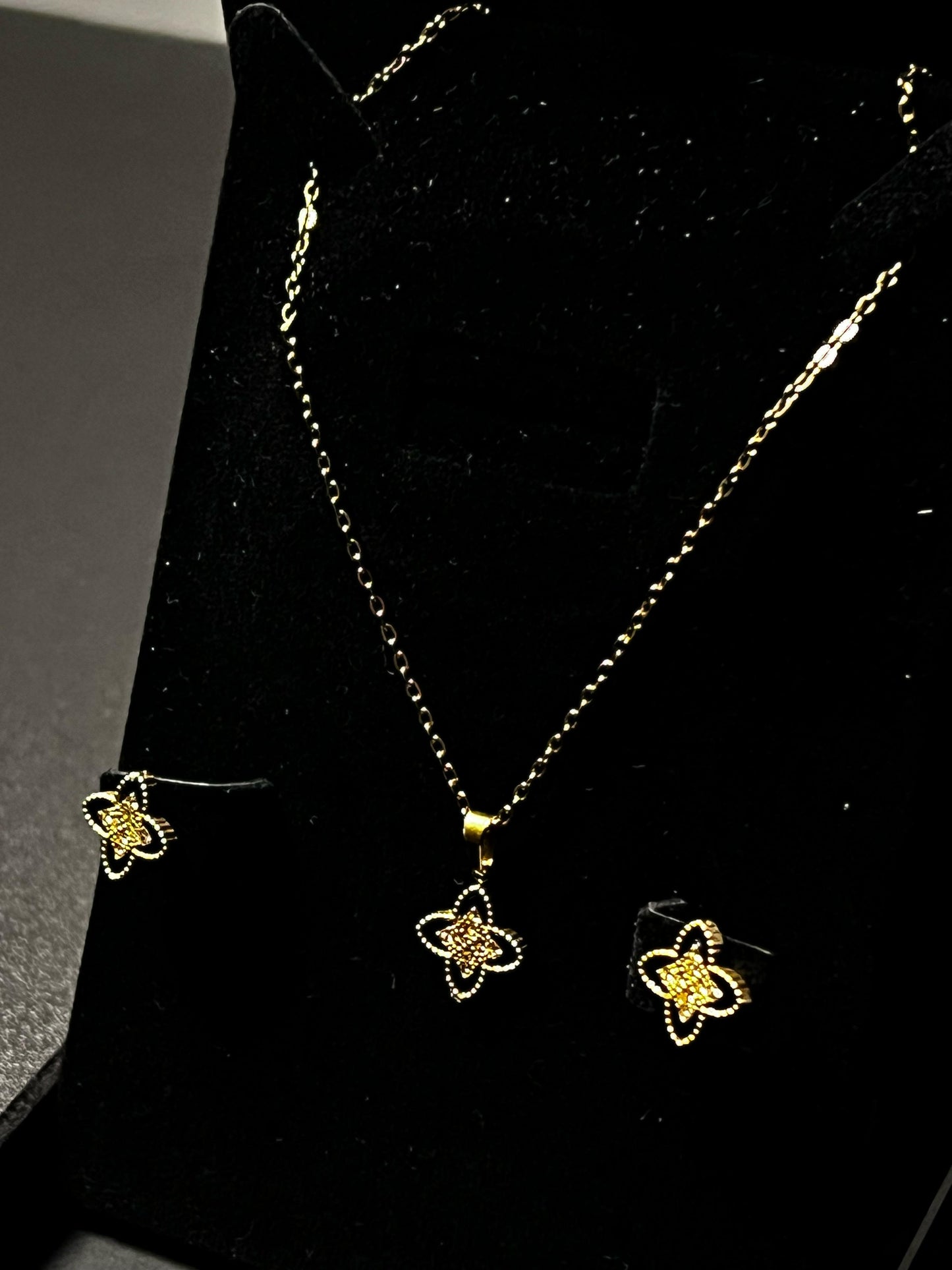 Luxury Inspired Locket