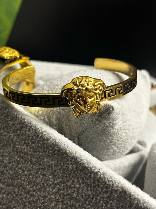 Women bracelet