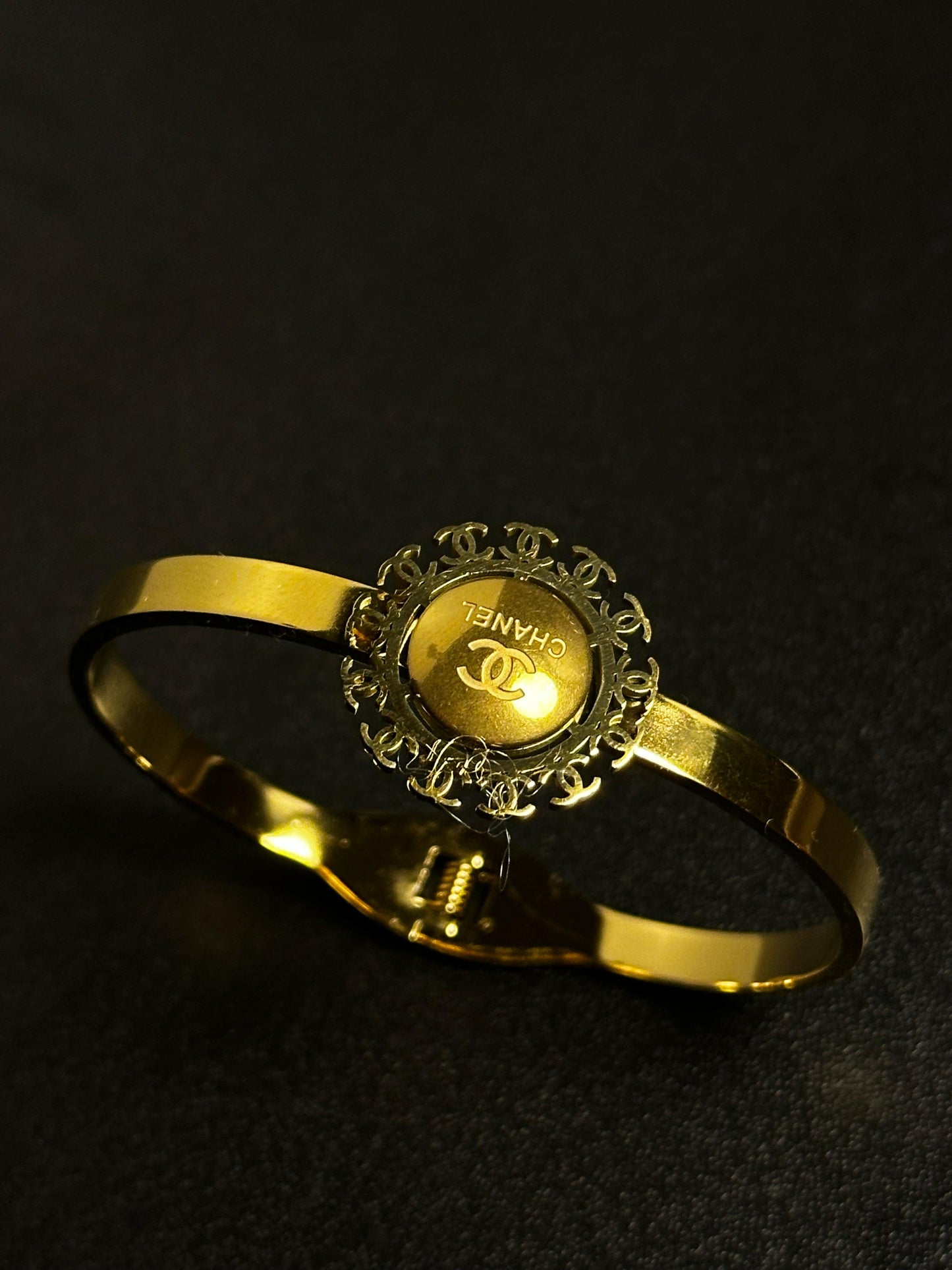 Women bracelet