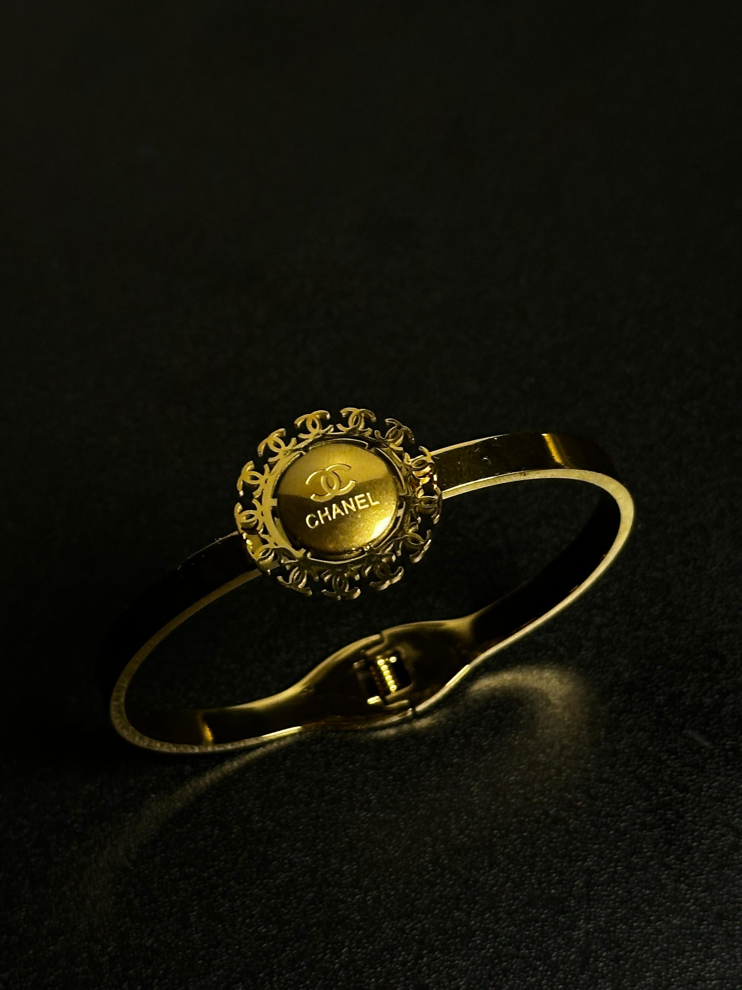 Women bracelet