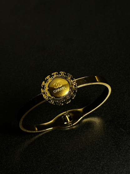 Women bracelet