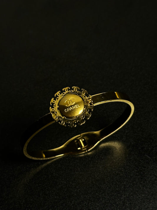 Women bracelet